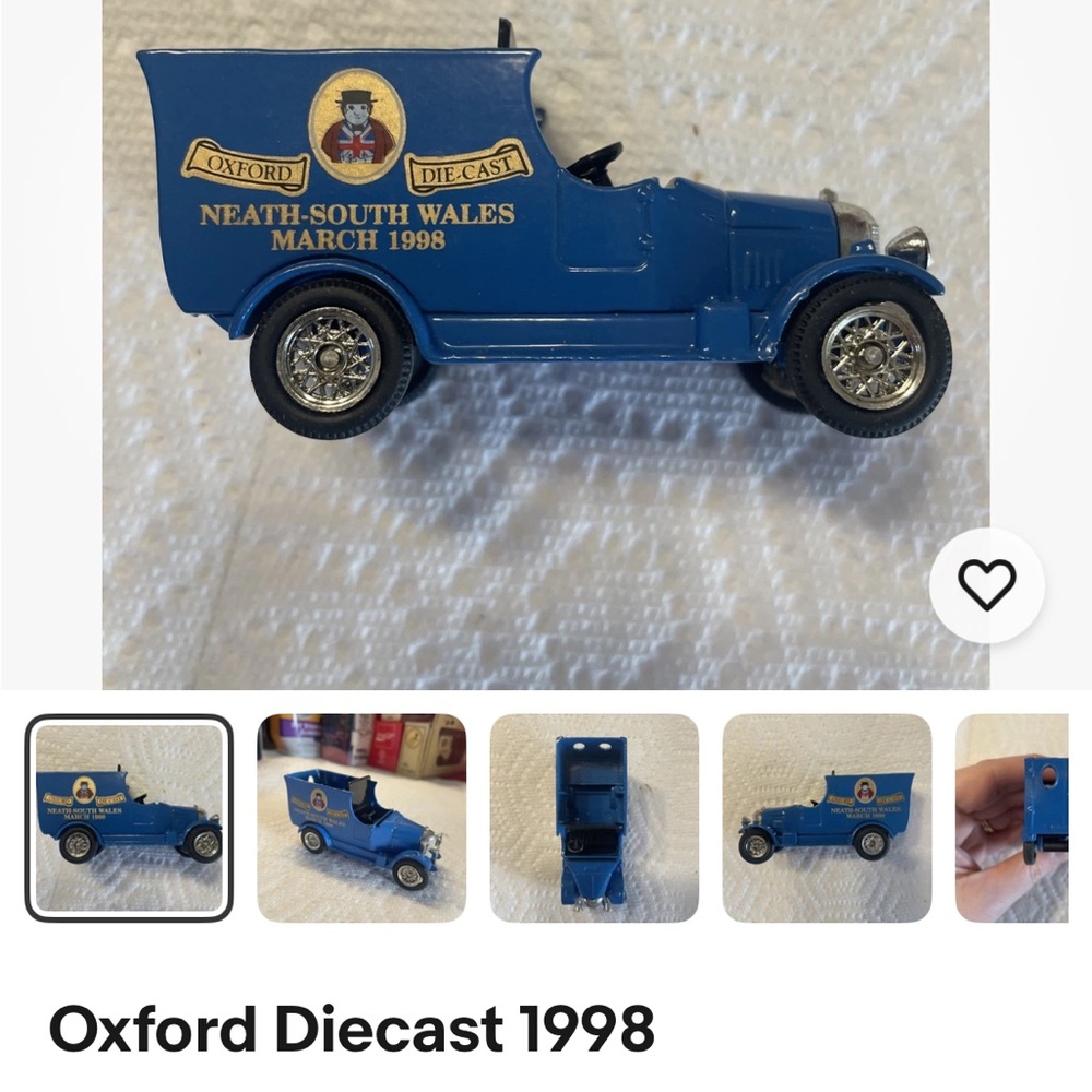Oxford Vintage Blue Die-Cast Vehicle